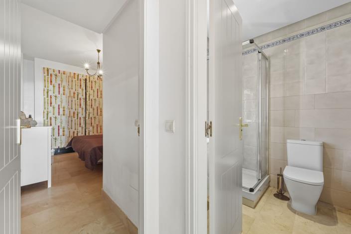 Image No.9-Appartement de 2 chambres à vendre à Calahonda