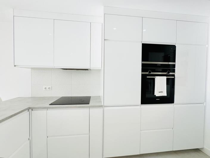 Image No.8-2 Bed Townhouse for sale