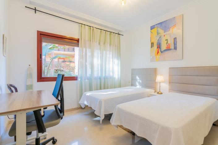 Image No.9-3 Bed Apartment for sale