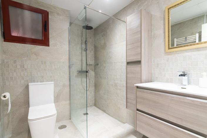 Image No.11-3 Bed Apartment for sale