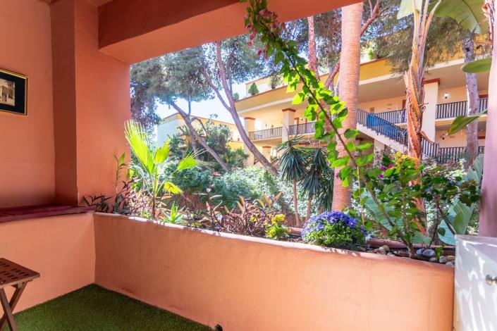 Image No.12-3 Bed Apartment for sale