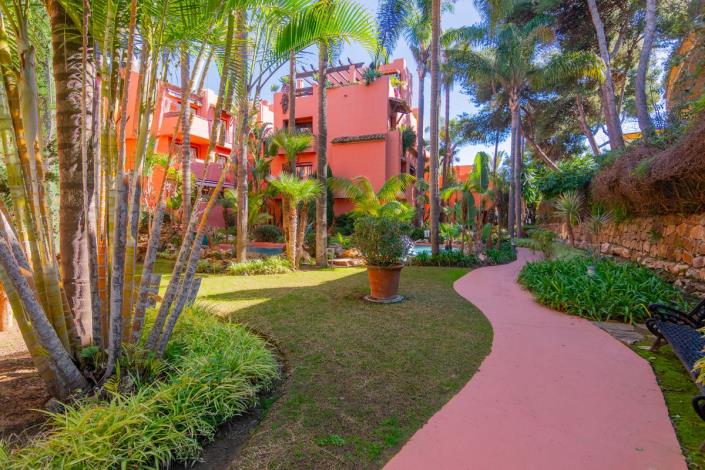 Image No.15-3 Bed Apartment for sale