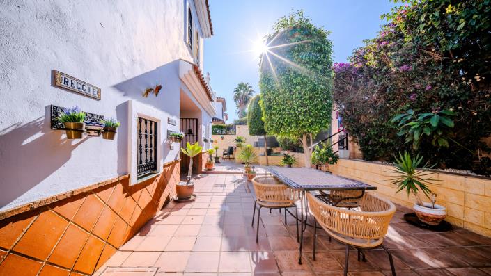 Image No.19-3 Bed Villa / Detached for sale