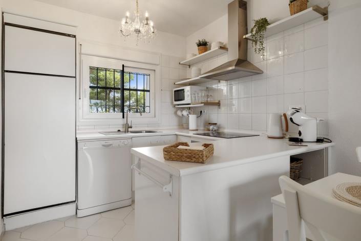 Image No.9-2 Bed Apartment for sale