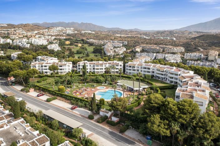 Image No.14-2 Bed Apartment for sale