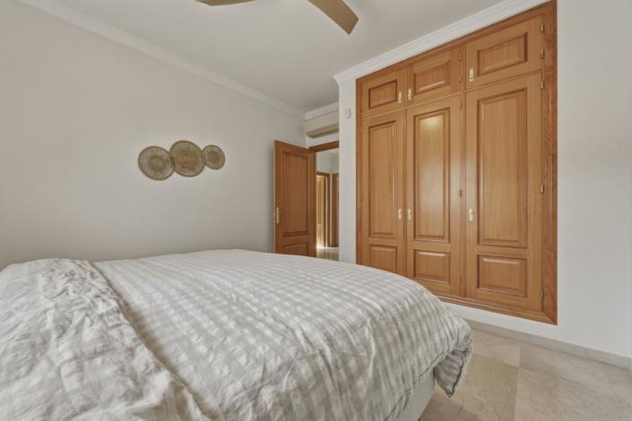 Image No.13-5 Bed Villa / Detached for sale