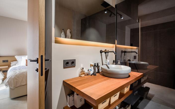 Image No.9-2 Bed Townhouse for sale