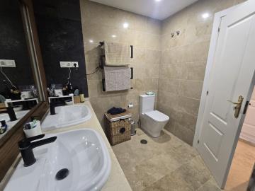 22-bcf8e6250e0bab365f900a8ac31ac040