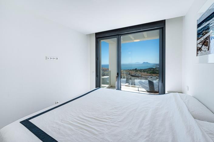 Image No.7-4 Bed Townhouse for sale