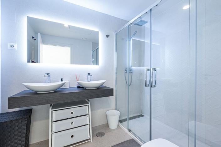 Image No.9-4 Bed Townhouse for sale