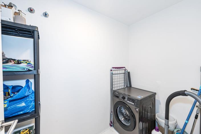 Image No.26-4 Bed Townhouse for sale