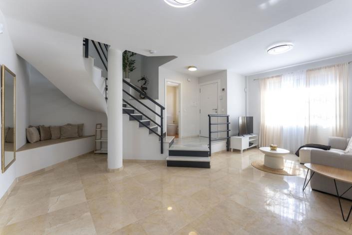 Image No.4-3 Bed Semi-Detached for sale