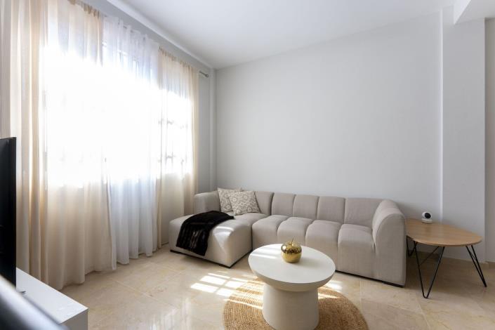 Image No.10-3 Bed Semi-Detached for sale