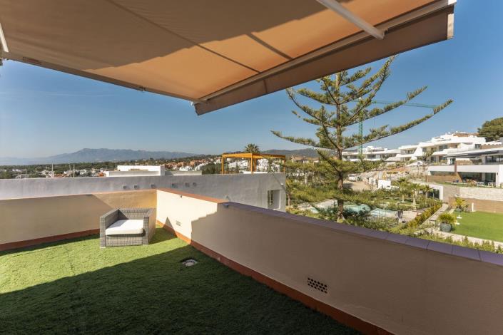 Image No.26-3 Bed Semi-Detached for sale