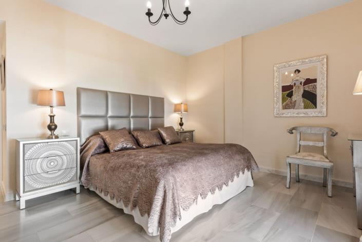 Image No.9-2 Bed Apartment for sale