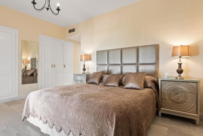 Image No.10-2 Bed Apartment for sale