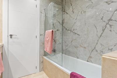 17-dd5fcd4f0eb487dfa3803f7e20814c0e