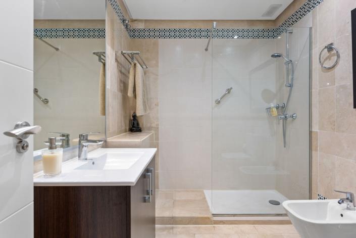 Image No.16-2 Bed Apartment for sale