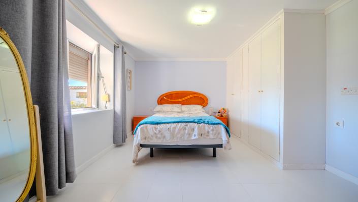 Image No.9-4 Bed House/Villa for sale