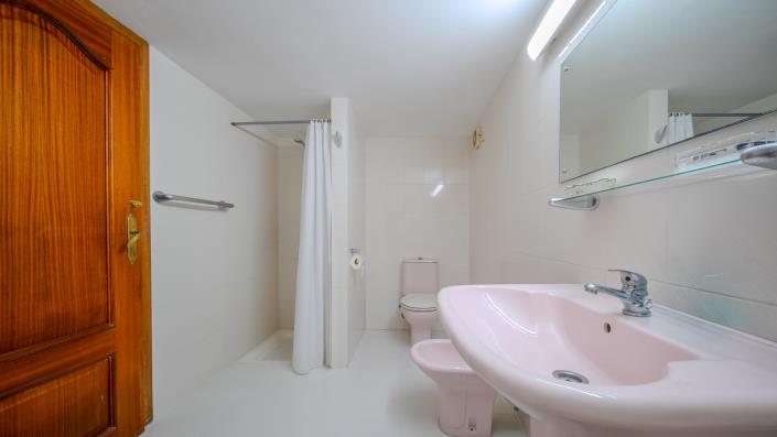 Image No.17-4 Bed House/Villa for sale