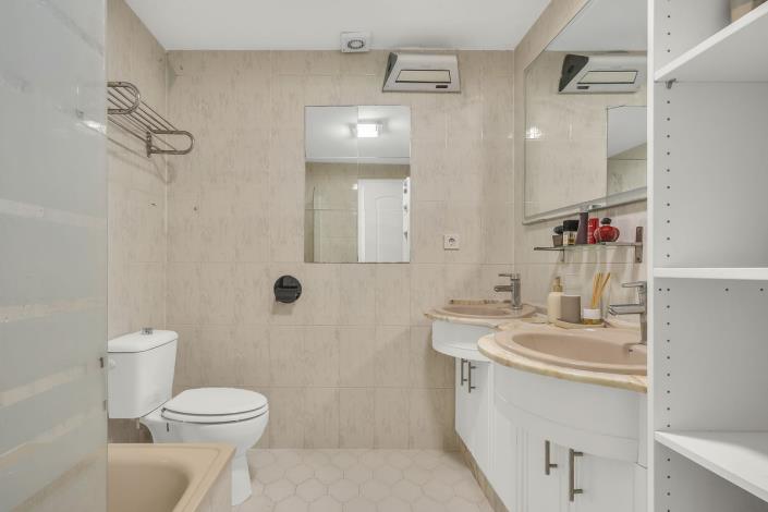 Image No.18-3 Bed Duplex for sale