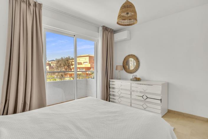 Image No.19-3 Bed Duplex for sale