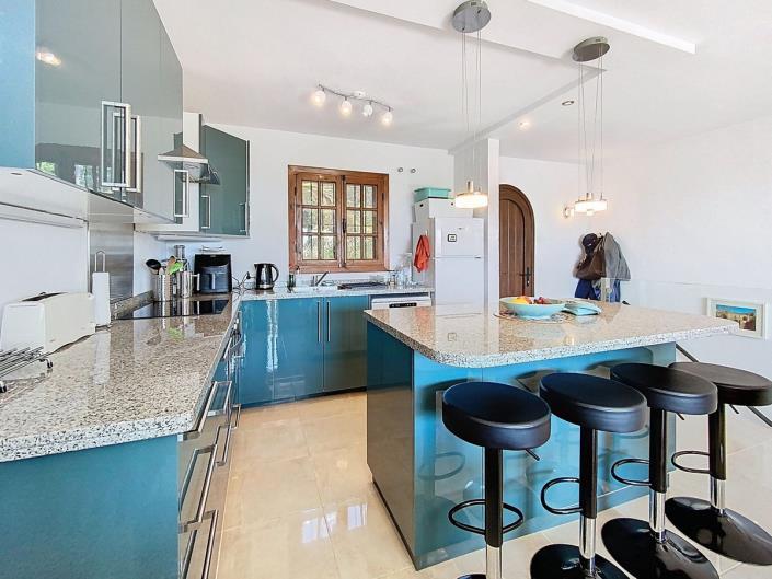 Image No.4-2 Bed Townhouse for sale