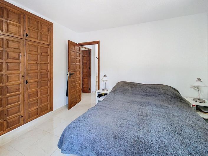 Image No.7-2 Bed Townhouse for sale