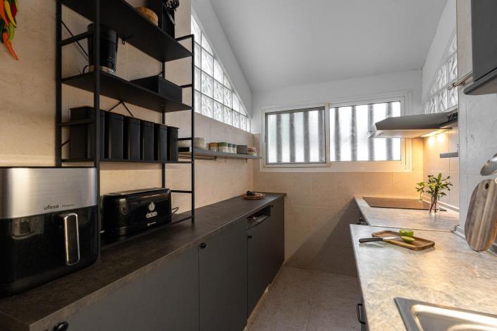 Image No.8-2 Bed Apartment for sale