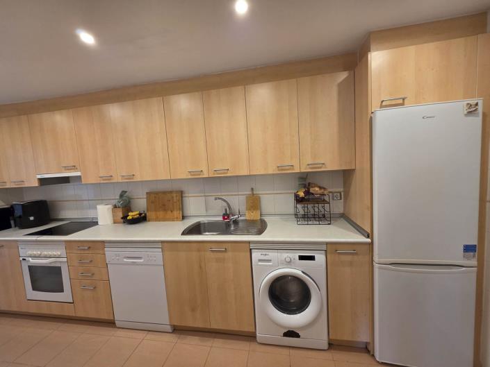 Image No.9-2 Bed Apartment for sale