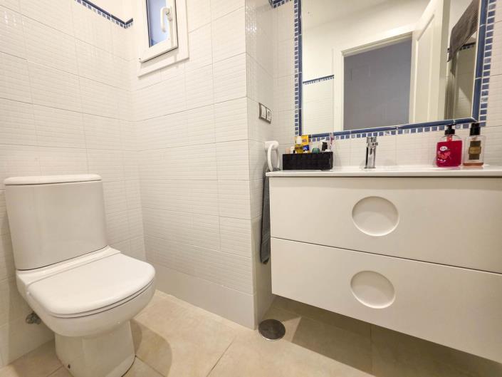 Image No.12-2 Bed Apartment for sale