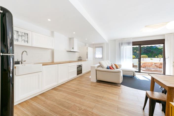 Image No.3-2 Bed Apartment for sale