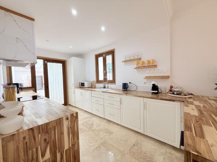 Image No.5-4 Bed Townhouse for sale