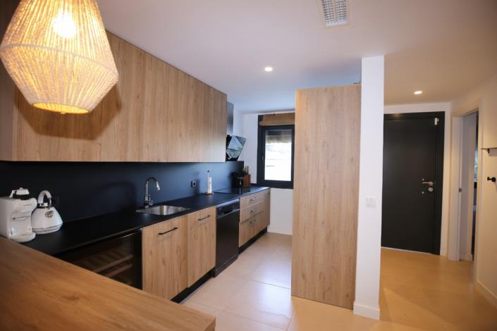 Image No.4-3 Bed Townhouse for sale