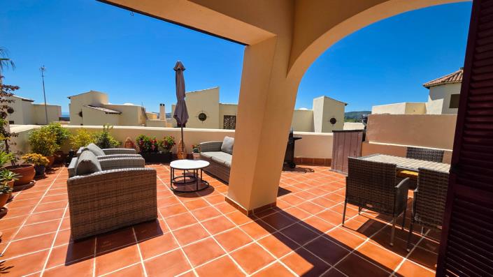 Image No.4-2 Bed Apartment for sale