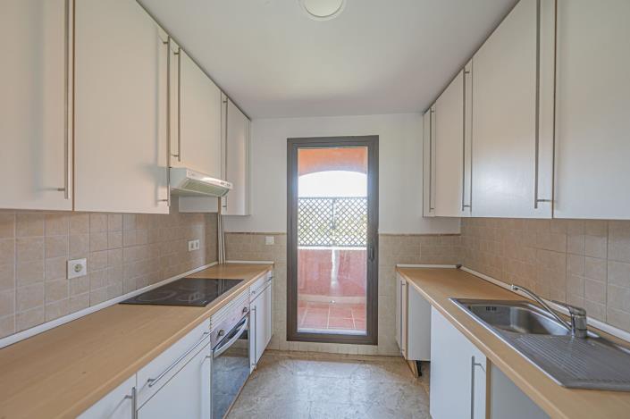 Image No.3-Penthouse de 3 chambres à vendre à Estepona