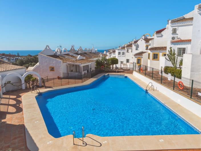 Image No.24-3 Bed Townhouse for sale