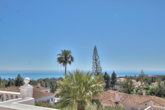 Image No.2-2 Bed Villa for sale