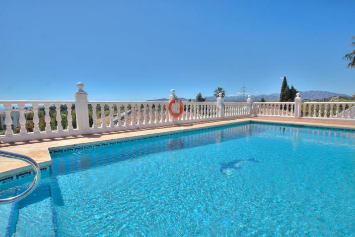 Image No.3-2 Bed Villa for sale