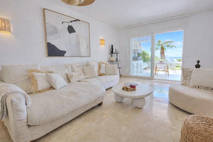 Image No.7-2 Bed Villa for sale