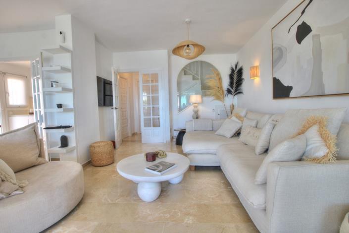 Image No.8-2 Bed Villa for sale