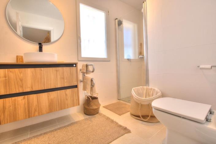 Image No.18-2 Bed Villa for sale