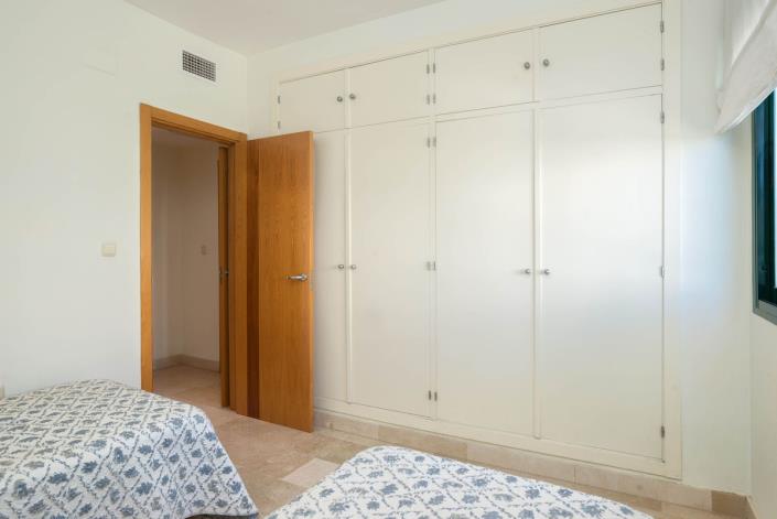 Image No.8-2 Bed Apartment for sale