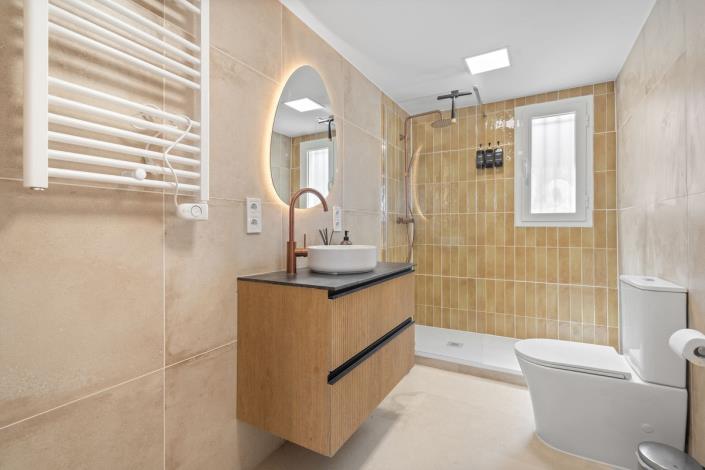 Image No.9-3 Bed Duplex for sale