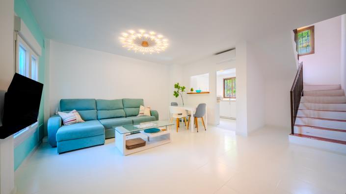 Image No.2-3 Bed Townhouse for sale