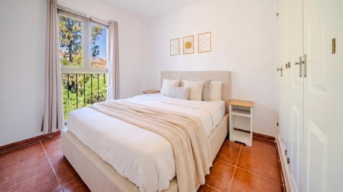 Image No.6-3 Bed Townhouse for sale