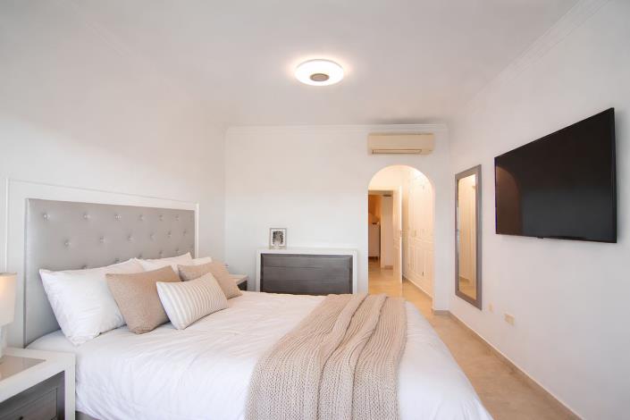 Image No.8-2 Bed Apartment for sale