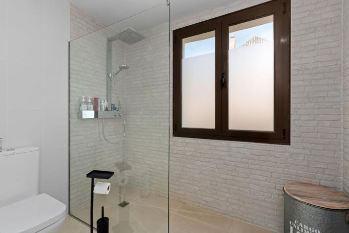 Image No.19-3 Bed Duplex for sale