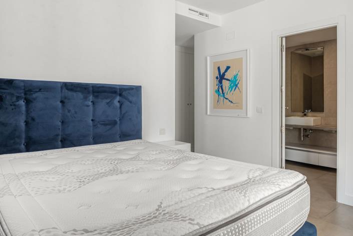 Image No.7-3 Bed Apartment for sale