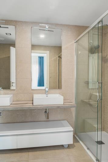 Image No.16-3 Bed Apartment for sale